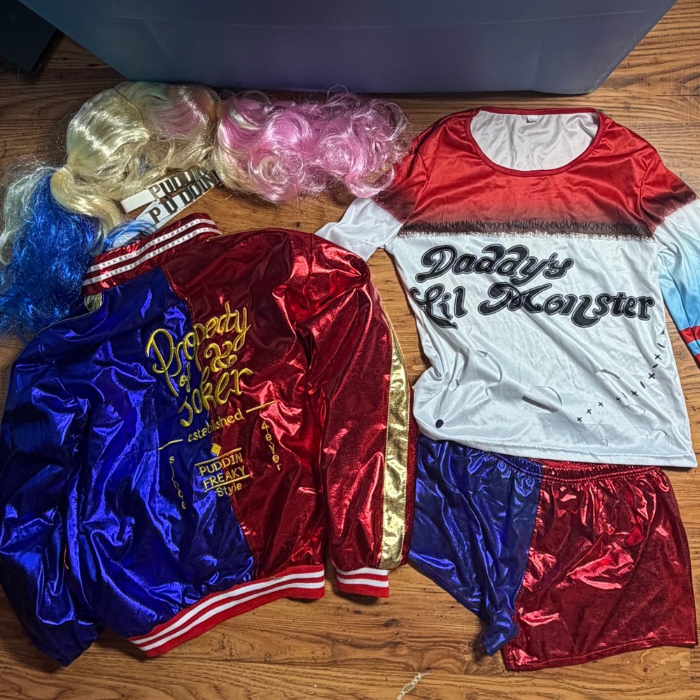 Harley Quinn Suicide Squad Costume Set Jacket Shirt Shorts Wig Choker Large